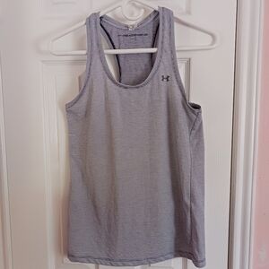 UNDER ARMOUR RACER BACK TOP
